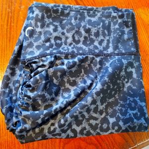 ZYIA scrunch butt leggings